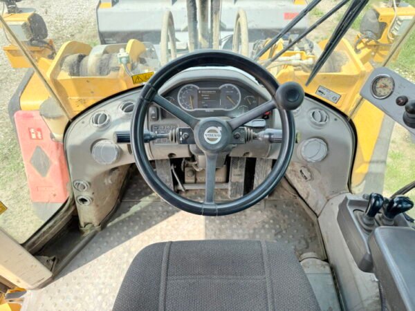 Volvo L180H - Image 9