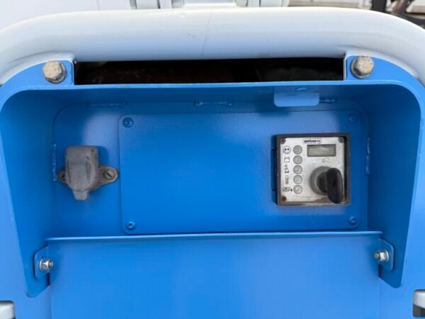 Weber CR8 - Image 9