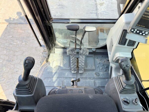 Caterpillar 308D CR - Image 9
