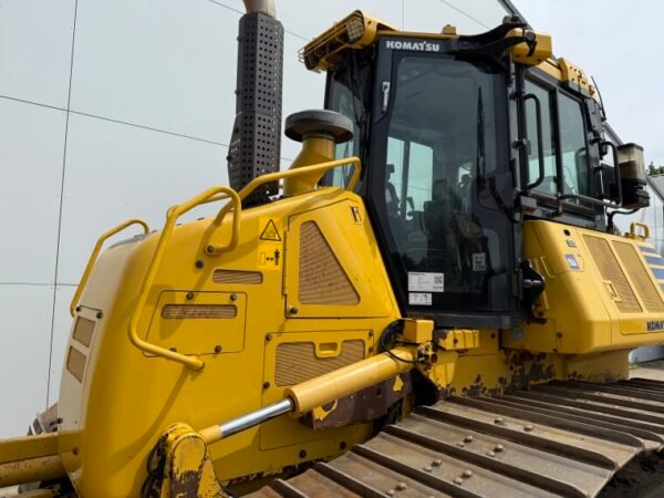 Komatsu D61PXi-24 - Image 11