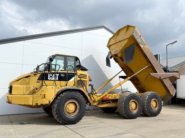 Caterpillar 730 - Image 10