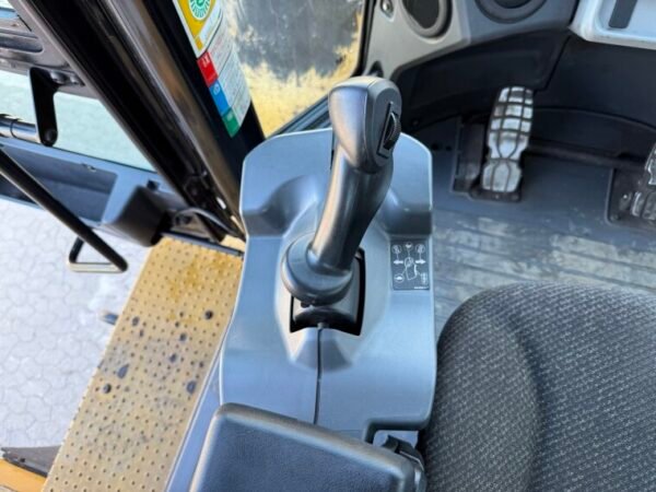 Caterpillar 972M - Image 10