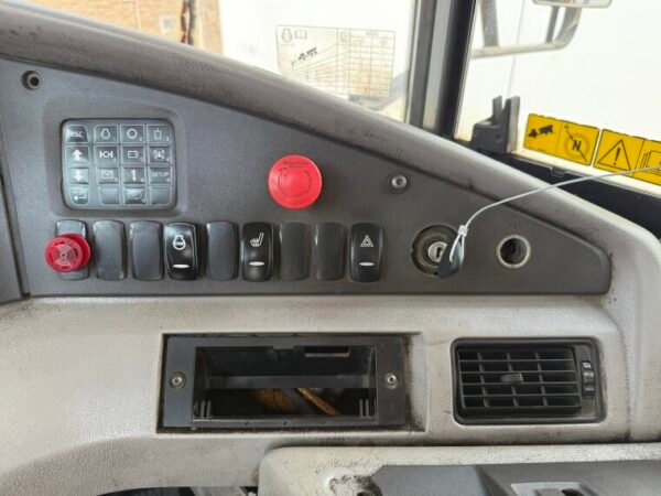 Volvo A40G - Image 10