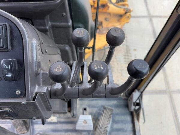 Volvo G970 - Image 9