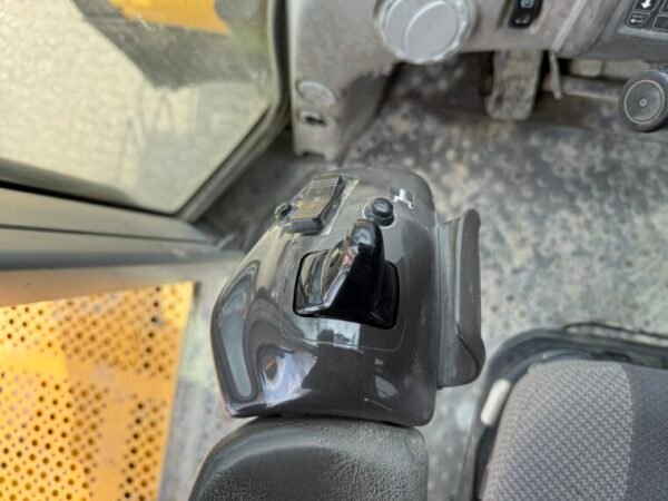 Volvo L350F - Image 10