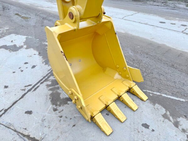 Caterpillar 320D3 GC - Image 11