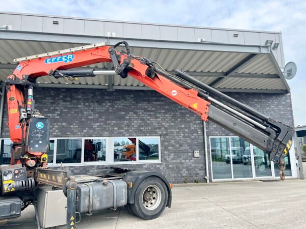DAF CF85.360 + Effer 165-11-48 Crane - Image 11