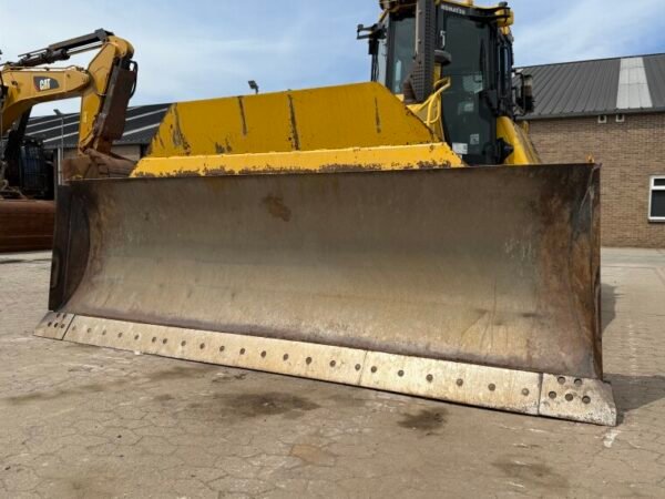 Komatsu D61PXi-24 - Image 13