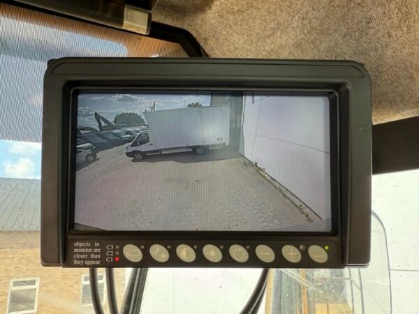 Volvo L150H - Image 11