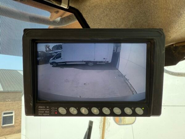 Volvo L150H - Image 11