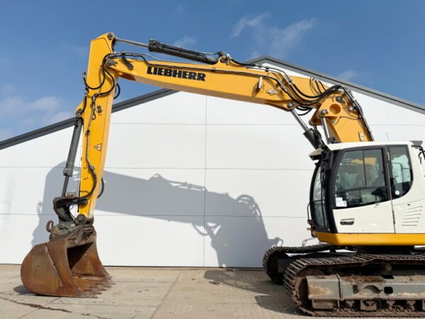 Liebherr R926LC - German Machine - Image 11