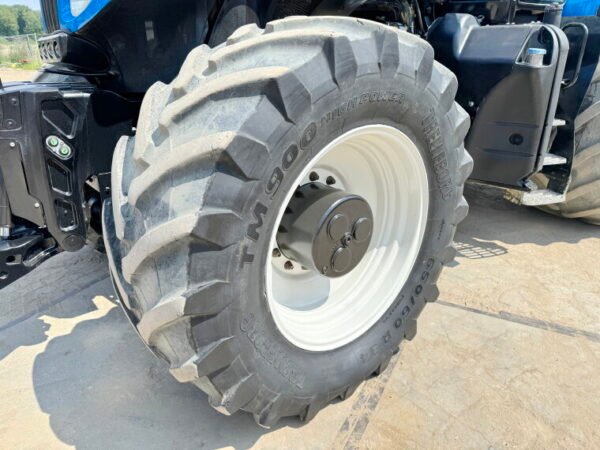 New Holland T8.360 LOW HOURS - Image 11