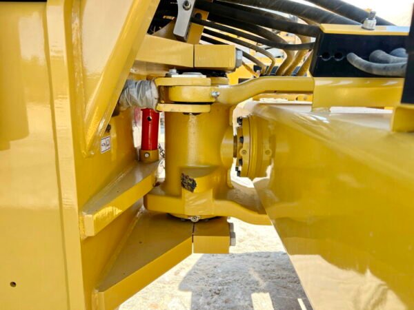 Caterpillar CS66B - Image 15