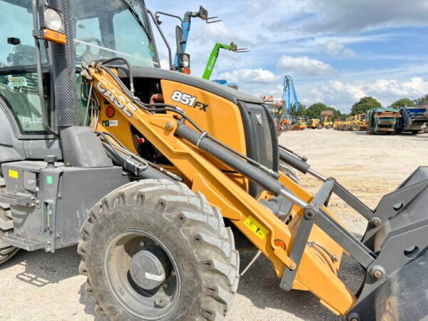 Case 851FX Plus 4WD - Image 12