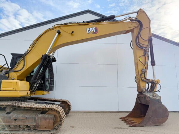 Caterpillar 330 Next Gen - Image 12