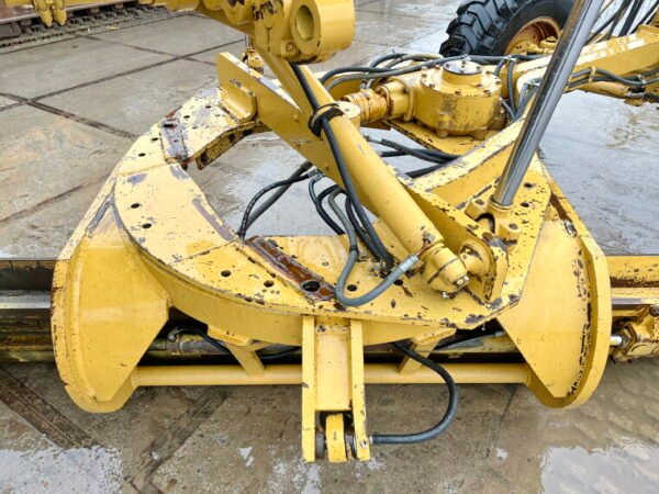Caterpillar 160H - Image 12