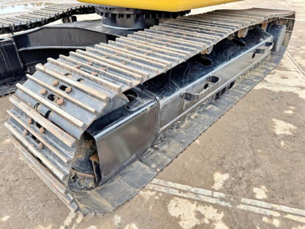 Caterpillar 320D3 GC - Image 12