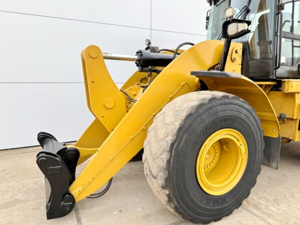 Caterpillar 962M - Image 12