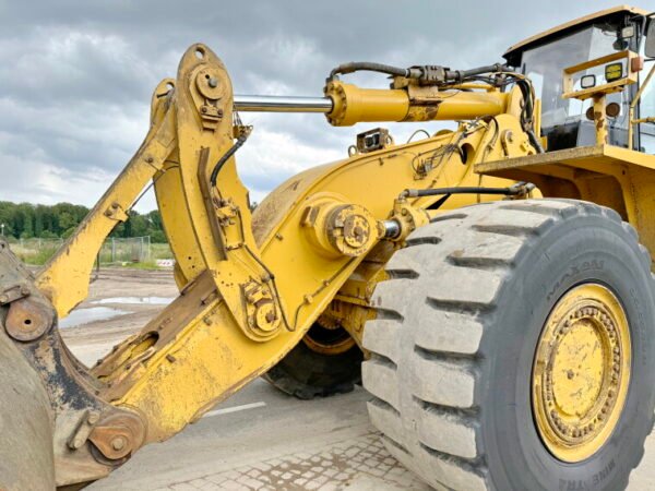 Caterpillar 988H - Image 9