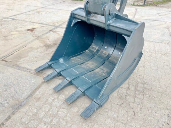 Hyundai R140L - Image 11