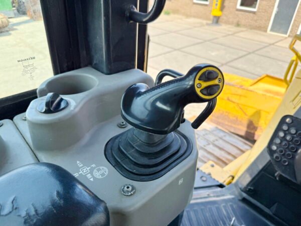 Komatsu D61PXi-24 - Image 12