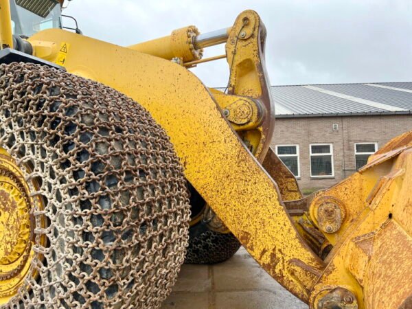 Komatsu WA800-3E0 - Image 12