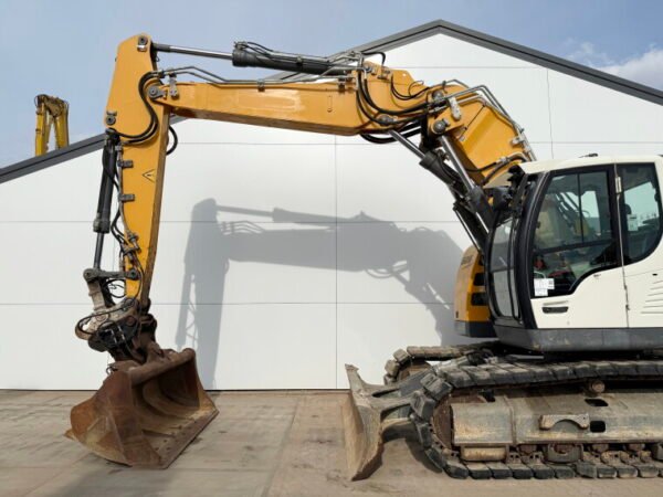 Liebherr R926 Compact - Image 12