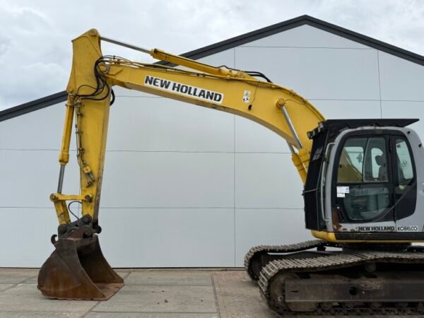 New Holland E215LC - Image 12