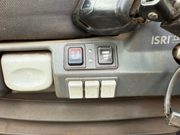 Volvo L150H - Image 13