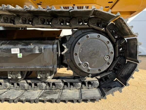 Caterpillar 323D3 - Image 13