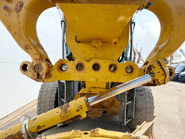Caterpillar 140M VHP Plus AWD - Image 14