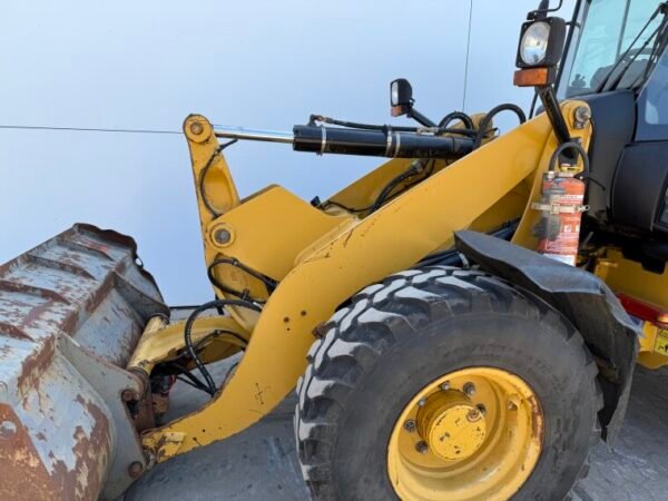 Caterpillar 908H - Image 14