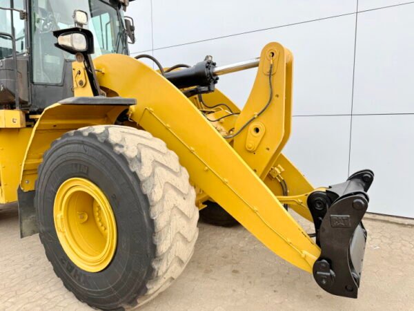 Caterpillar 962M - Image 13