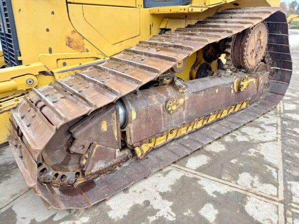 Caterpillar D6T - Image 13