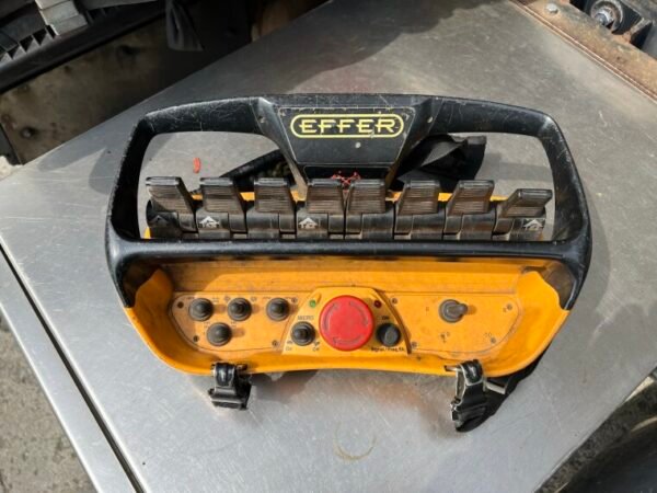 DAF CF85.360 + Effer 165-11-48 Crane - Image 15