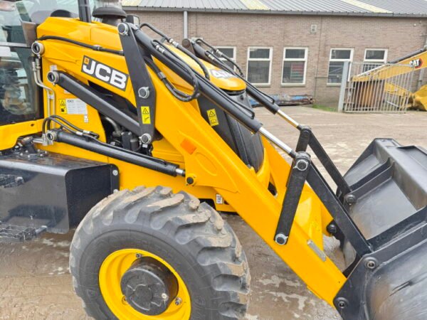 JCB 3DX / 3CX Plus Eco Xpert 4WD - Image 13