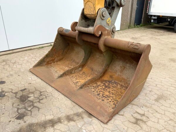 Liebherr R924LC - Image 13