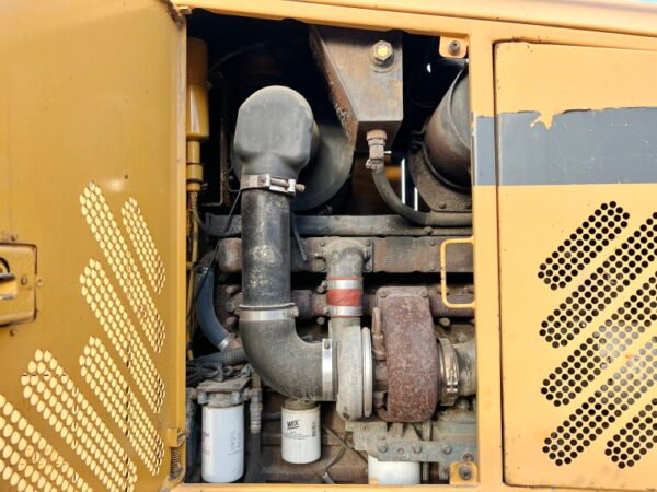 Volvo G740B - Image 13