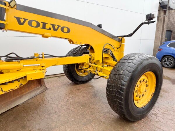 Volvo G946 AWD - Image 14