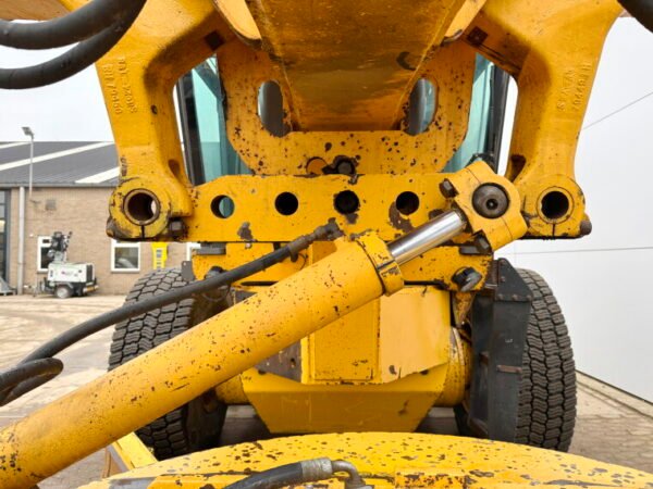 Volvo G970 - Image 13