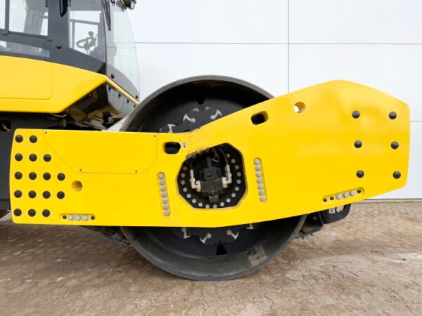 Bomag BW226D-5CL - Image 14