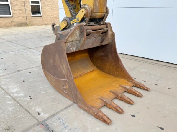 Caterpillar 330 Next Gen - Image 14