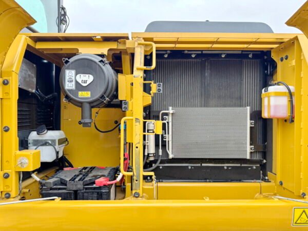 Caterpillar 320D3 GC - Image 14