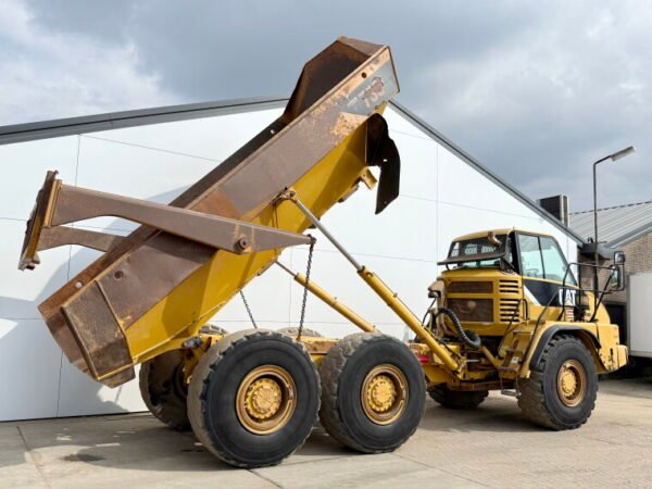 Caterpillar 730 - Image 14