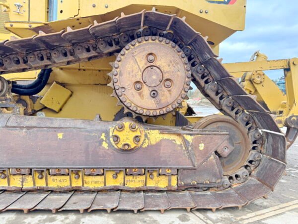 Caterpillar D6T - Image 14