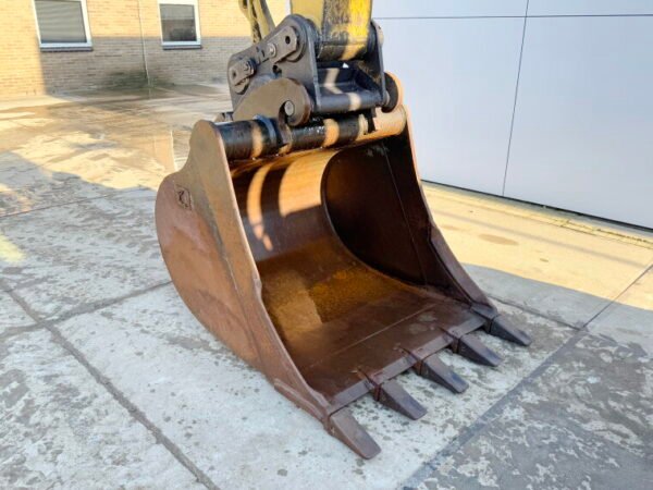 Caterpillar M322C - Image 15