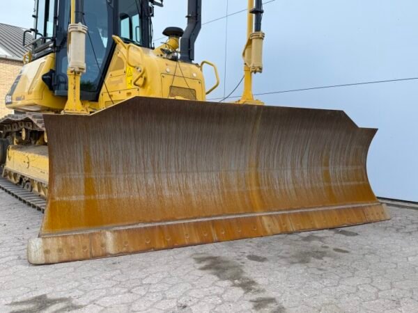 Komatsu D51EX-24 - Image 15