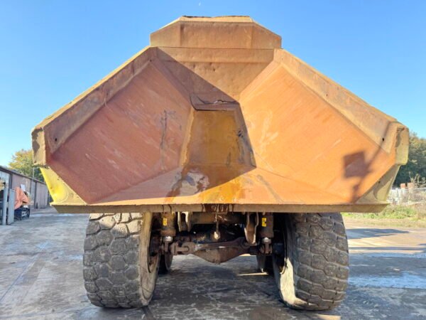 Komatsu HM400-2 - Image 14