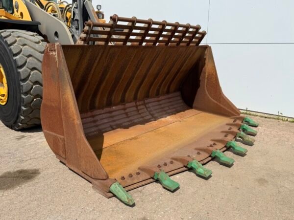 Volvo L220G - Image 15