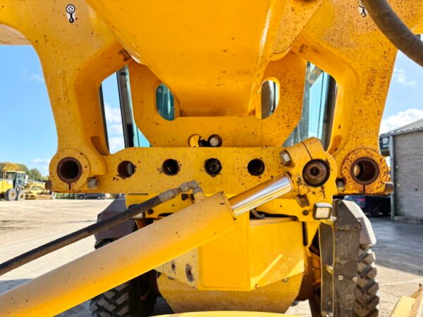 Volvo G960B - Image 15